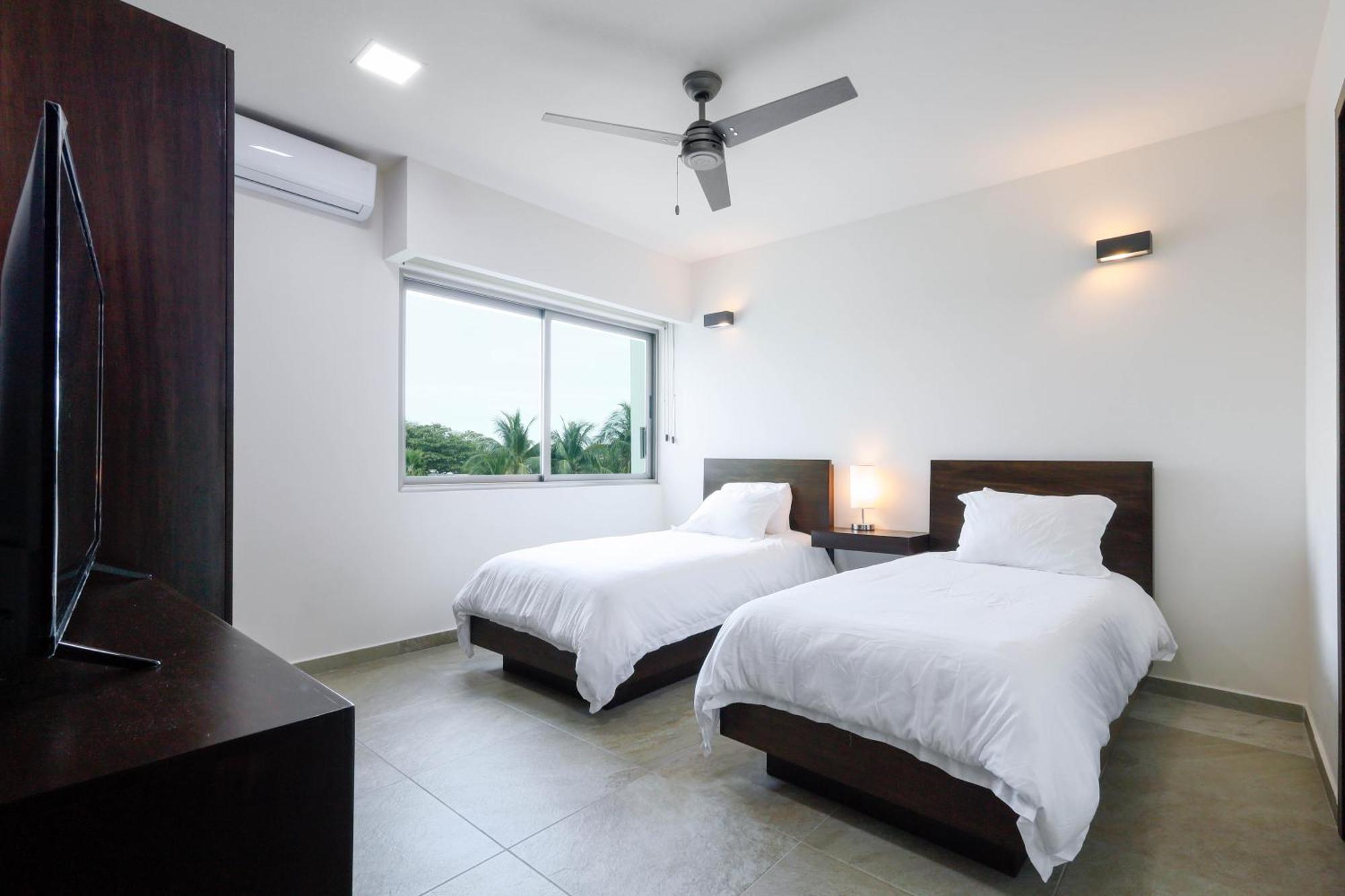 La Poza Suites Isla Mujeres Exterior photo