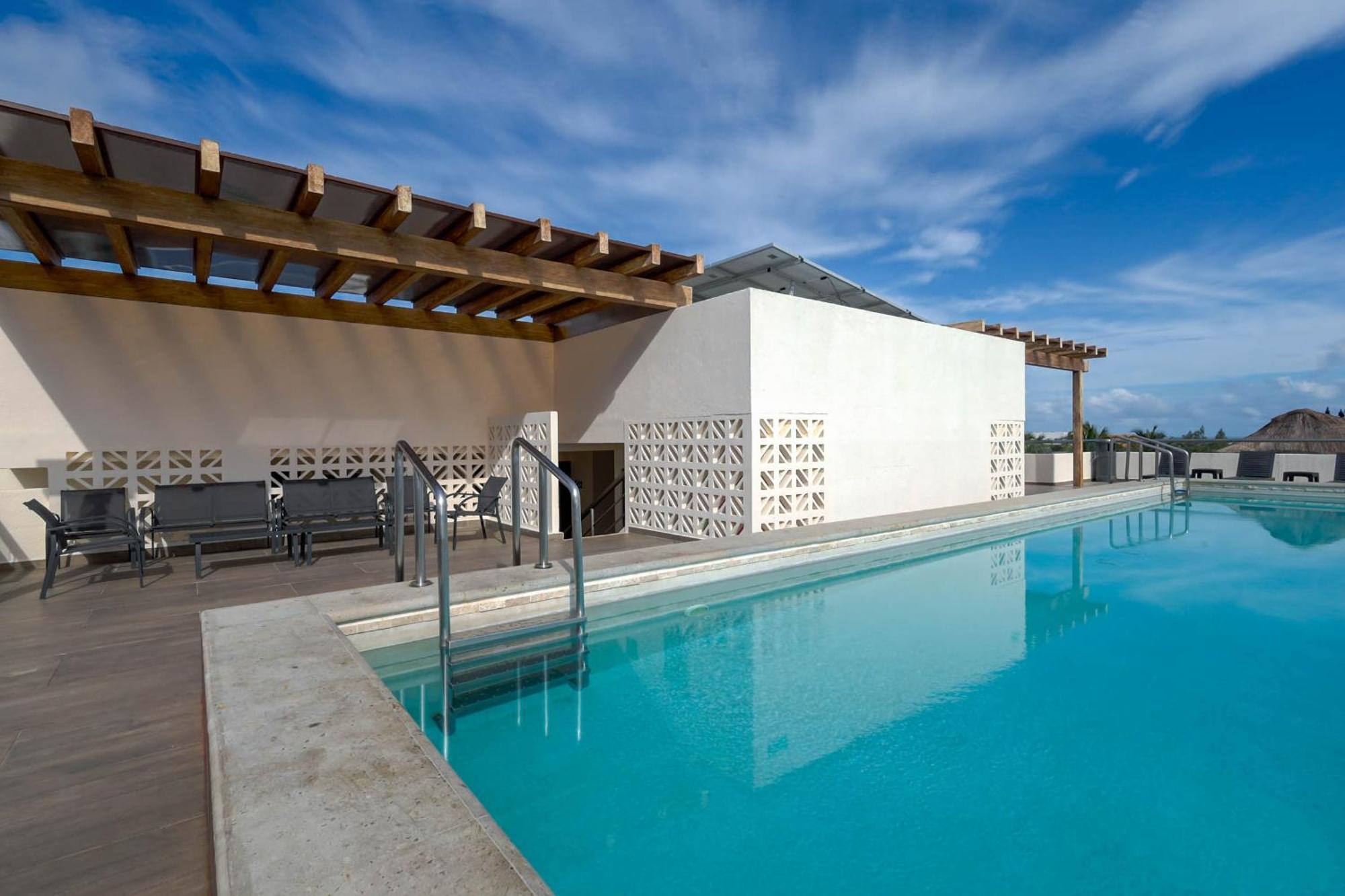 La Poza Suites Isla Mujeres Exterior photo